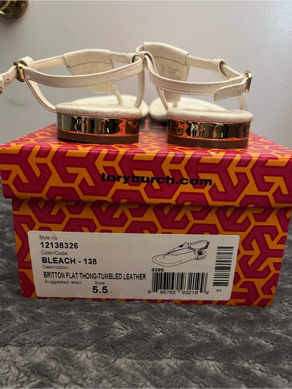 Tory Burch Britton White Leather Logo Thong Sandals with Gold Hardware